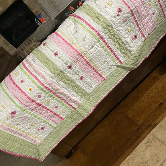 Pottery Barn Daisy Garden twin bedding set - Picture 3 of 9